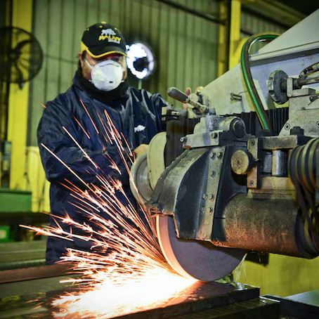 ¿Trabajas en la industria del metal? Aquí tienes la guía de prevención y salud para tu vuelta al trabajo