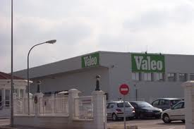 UGT FICA agradece a Valeo su iniciativa de fabricar pantallas protectoras para sanitarios.